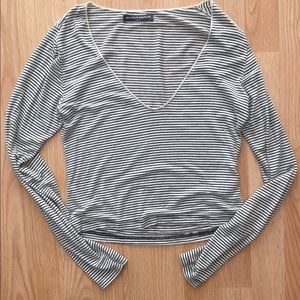 Brandy Melville crop top