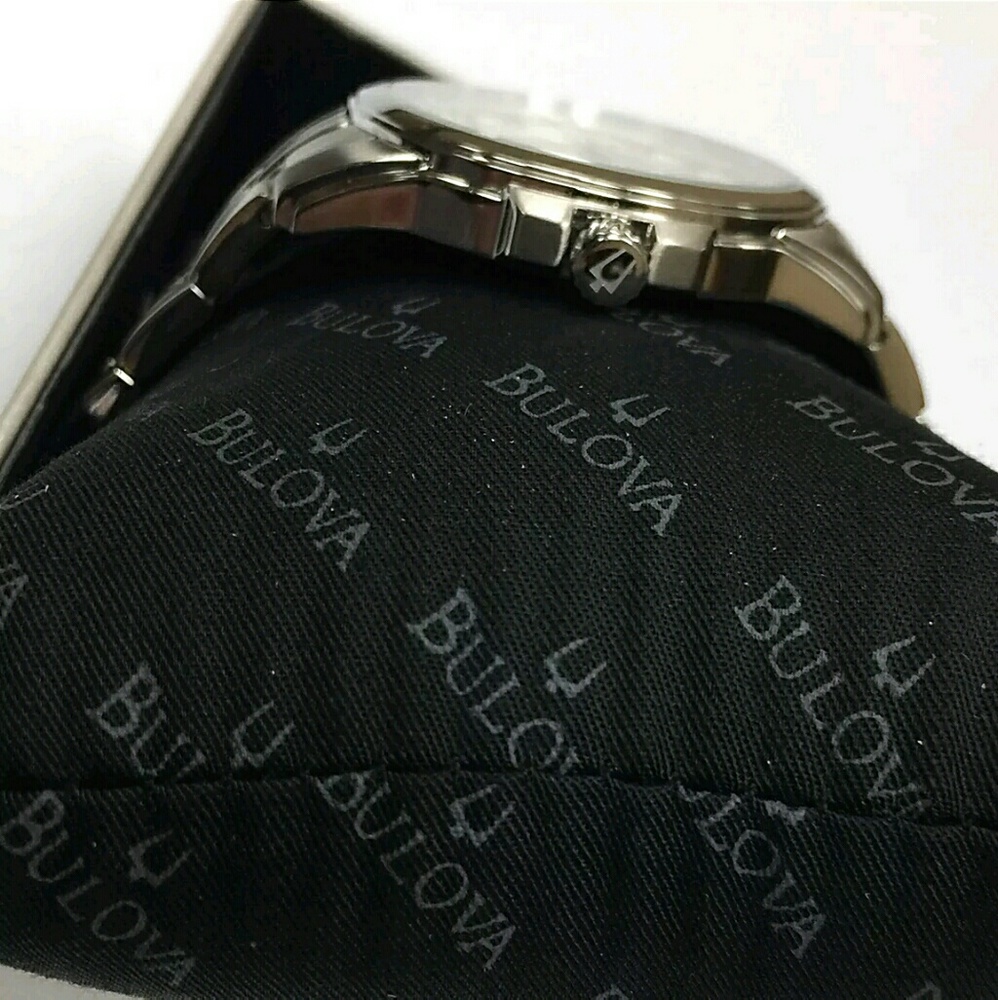 NWT Bulova Precisionist diamond Stainless watch - Picture 2 of 6