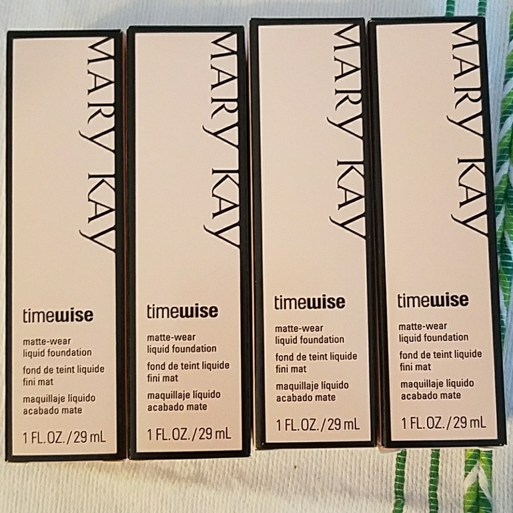 Brand new Mary Kay TimeWise matte-wear foundation