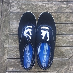 Brand New Black Keds