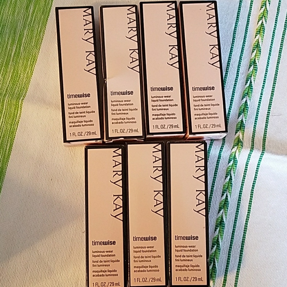 Mary Kay TimeWise luminous wear foundation