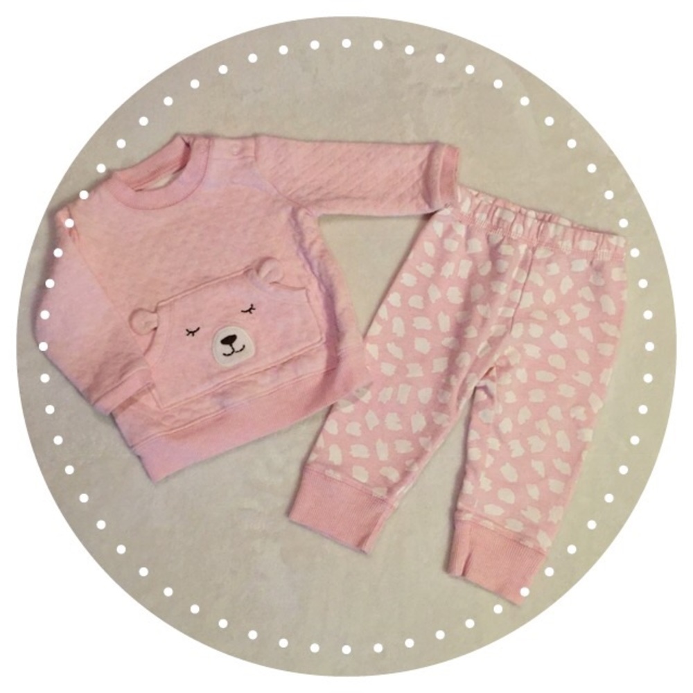 Carters 2-piece outfit🌸