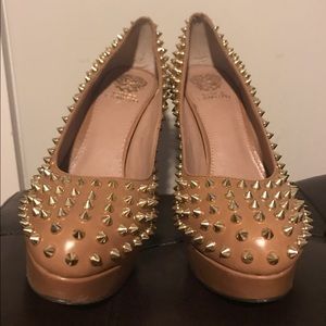 Vince Camuto platform heels