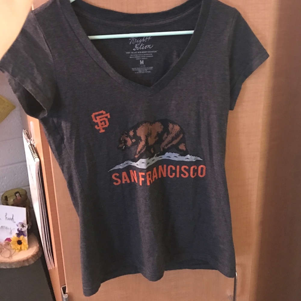 SF giants v neck