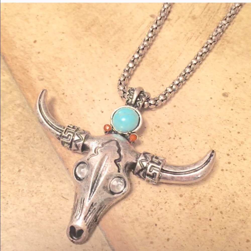 Silver Cow Scull Necklace