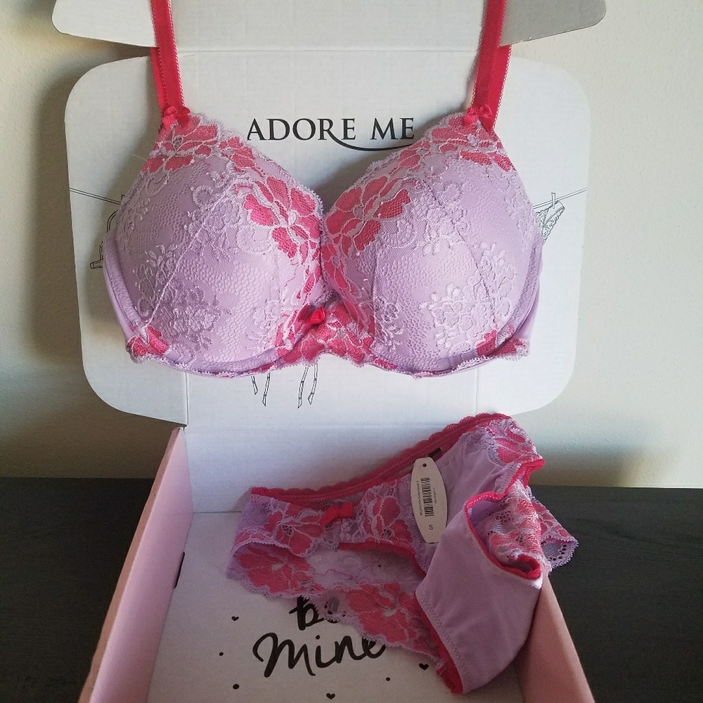 **SOLD**BRAND NEW! AdoreMe 32DD Bra and Panty Set