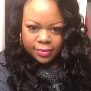 Meet your Posher, Tia