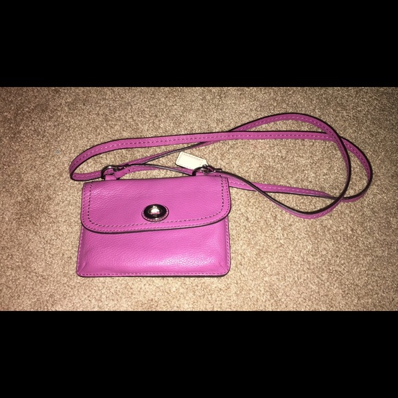 coach - Picture 3 of 3