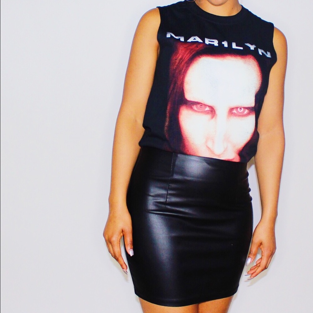 | new | Kim K leather skirt - Picture 2 of 4