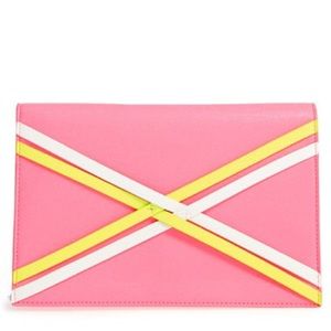 Authentic NWT Danielle Nicole “Nia” Clutch