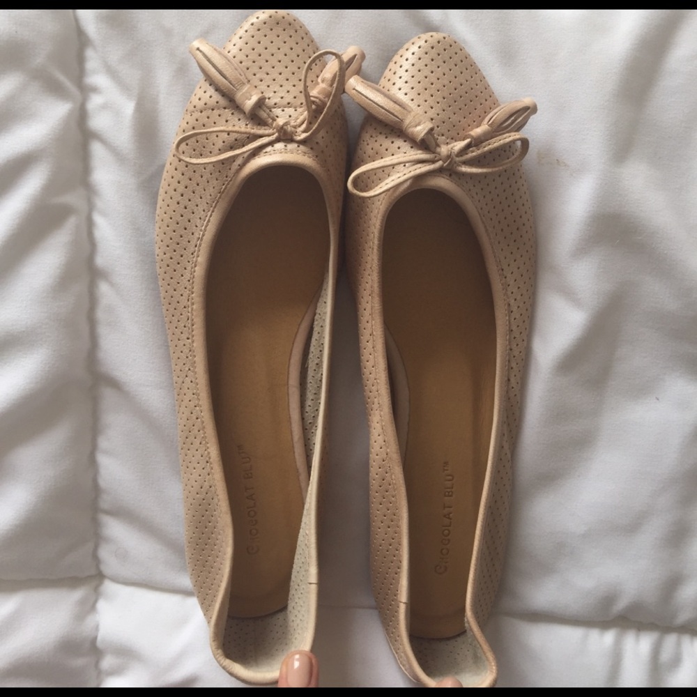 Brand new Chocolate Blu leather bow flats