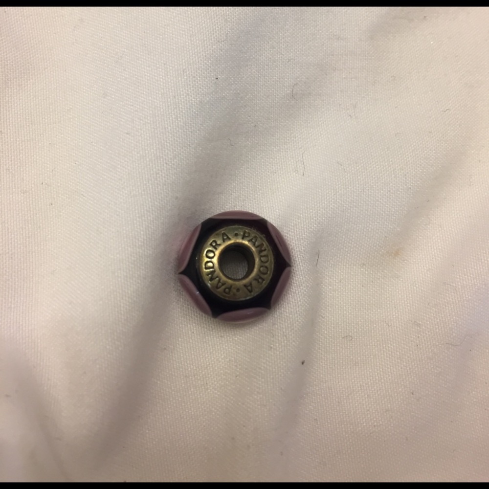 Jewelry - Picture 2 of 3