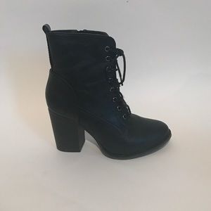 Express Black Boots 7