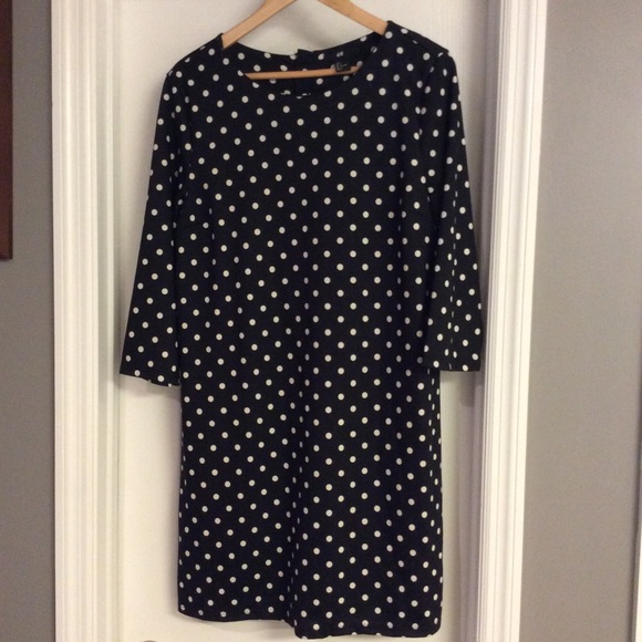 H&M 🎈SALE🎈H&M Black Polka Dot Shift Dress from A's closet on Poshmark