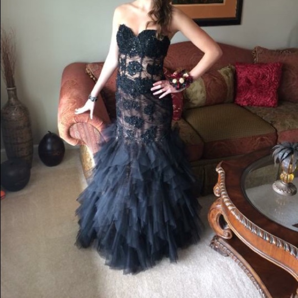 BLACK JOVANI PROM DRESS!!!