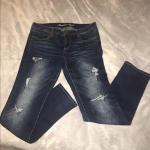 American Eagle Distressed Denim Jegging