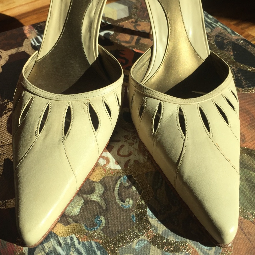 BCBG Heels - Picture 6 of 6