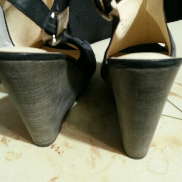 Size 8 Black Coach Wedges - Picture 5 of 7