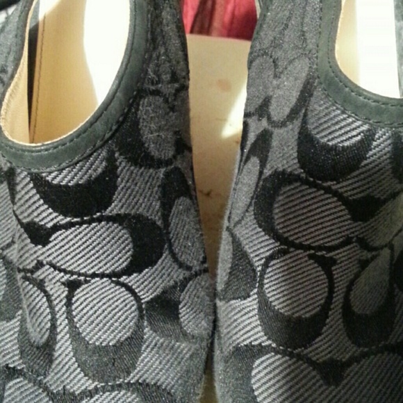 Size 8 Black Coach Wedges - Picture 7 of 7