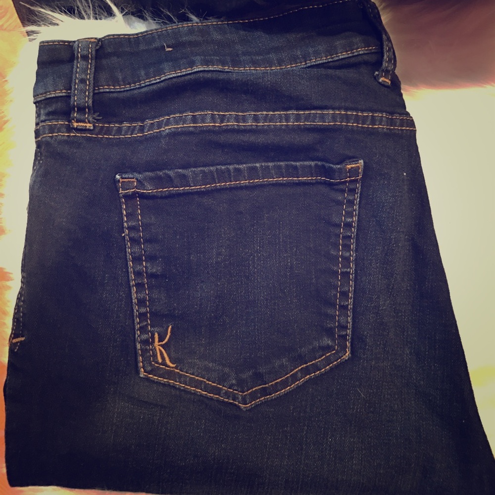KUT FROM THE  KLOTH DENIMS- (VIV TOOTHPICK SKINNY)
