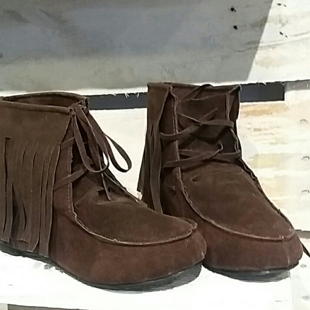 Fringe Booties - Picture 2 of 3