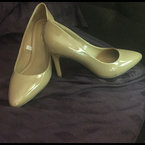 Merona Shoes - NIB Nude size 7 1/2 NWOT heels