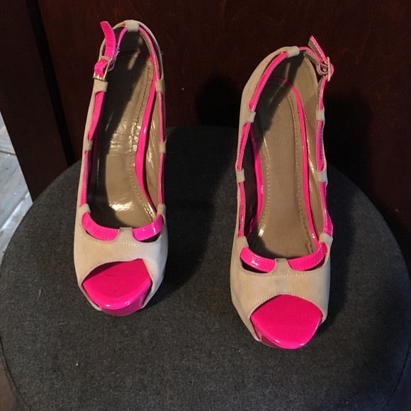 Beige and Hot Pink Platform Heels / EUC - Picture 3 of 5