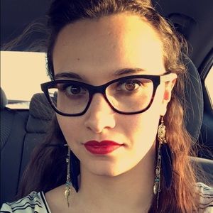 Meet your Posher, Keili