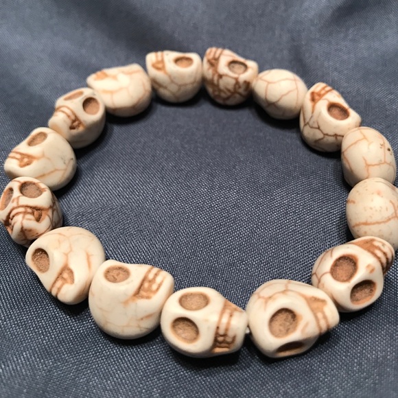 💀Skull Bracelet - Picture 2 of 3