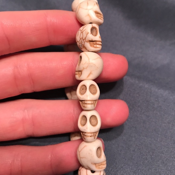 💀Skull Bracelet - Picture 3 of 3