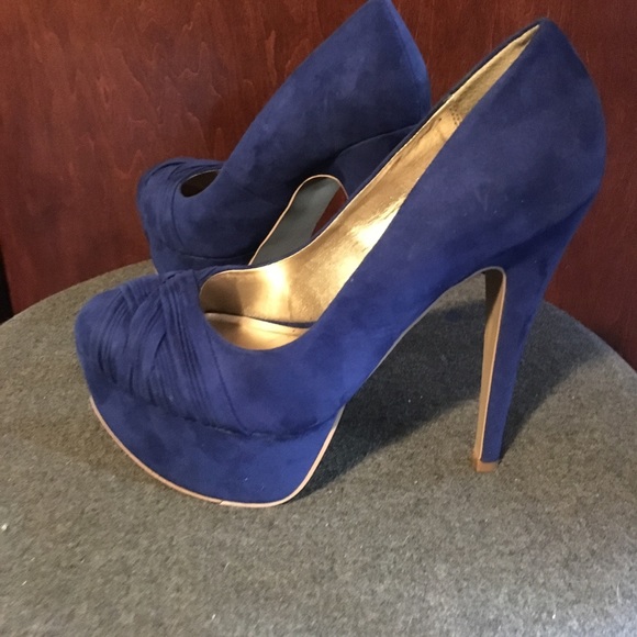 Royal Blue Platform Heels / EUC - Picture 3 of 5