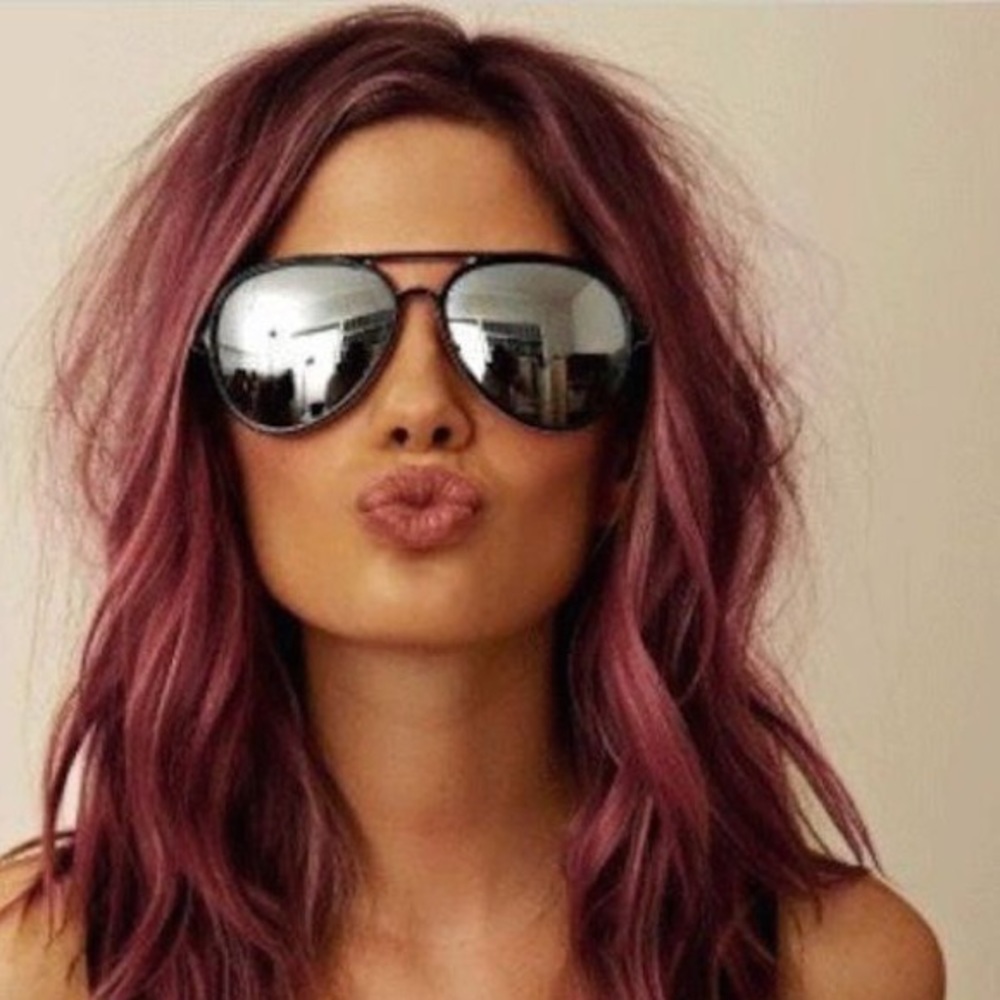 Meet your Posher, Nikki