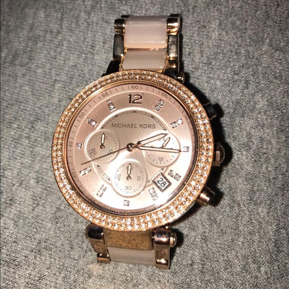 NEW Michael Kors Watch - Picture 5 of 5