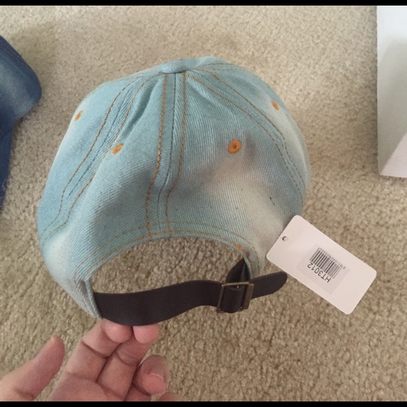 CCO sale! Destroyed light denim cap with smiley - Picture 5 of 5