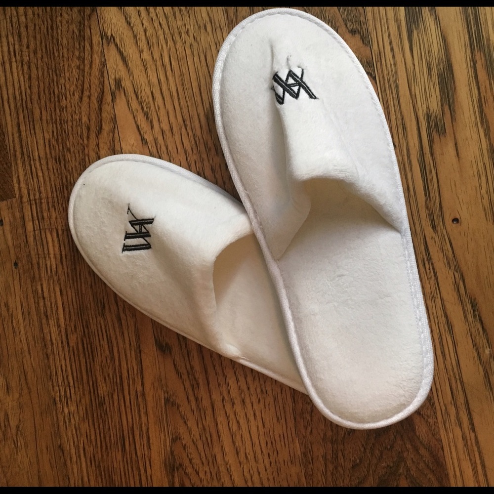 Waldorf Astoria slippers