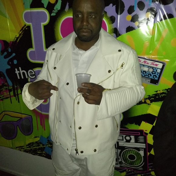 Meet your Posher, Michael - Picture 1 of 1