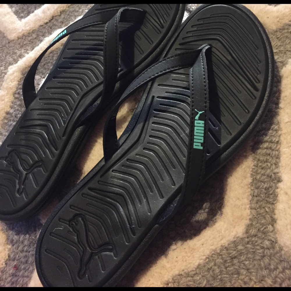 Puma flip flops!