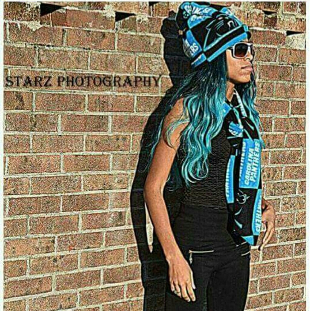 CUSTOMIZED FOOTBALL TEAMS HAT N SCARF SET
