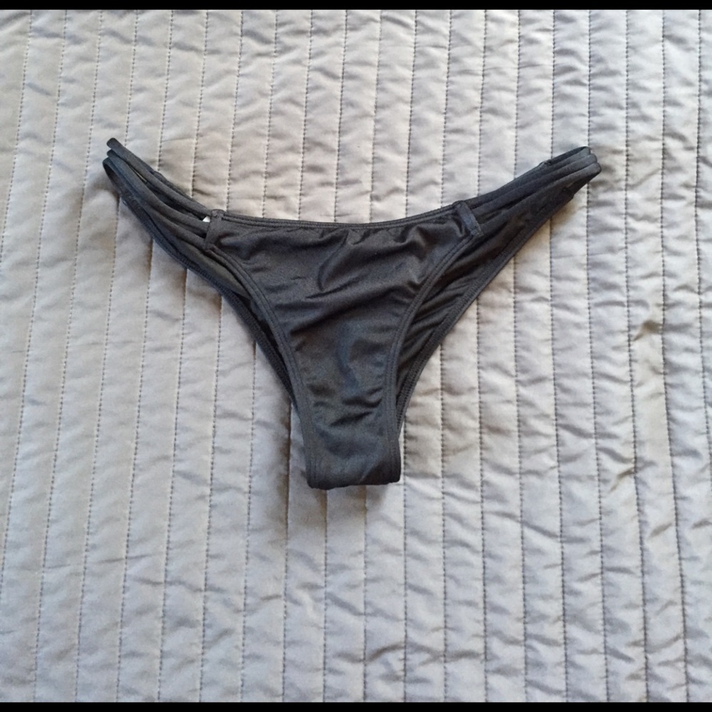 Victoria secret itsy bottoms