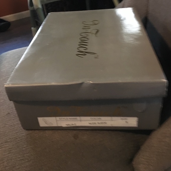 Gold Studded Nude Platform / EUC in box - Picture 7 of 7