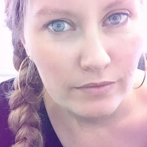 Meet your Posher, Becky