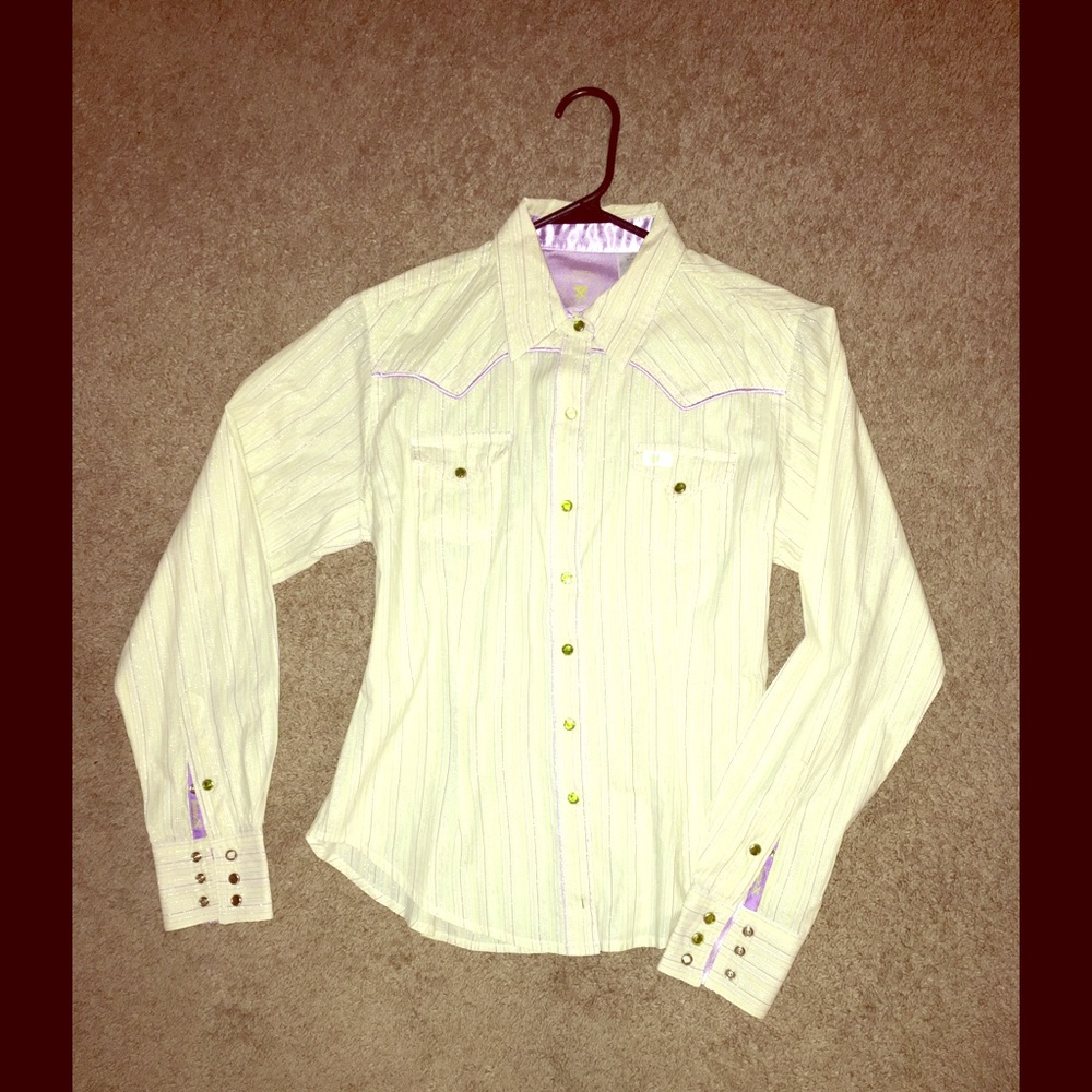 Long sleeve button up shirt