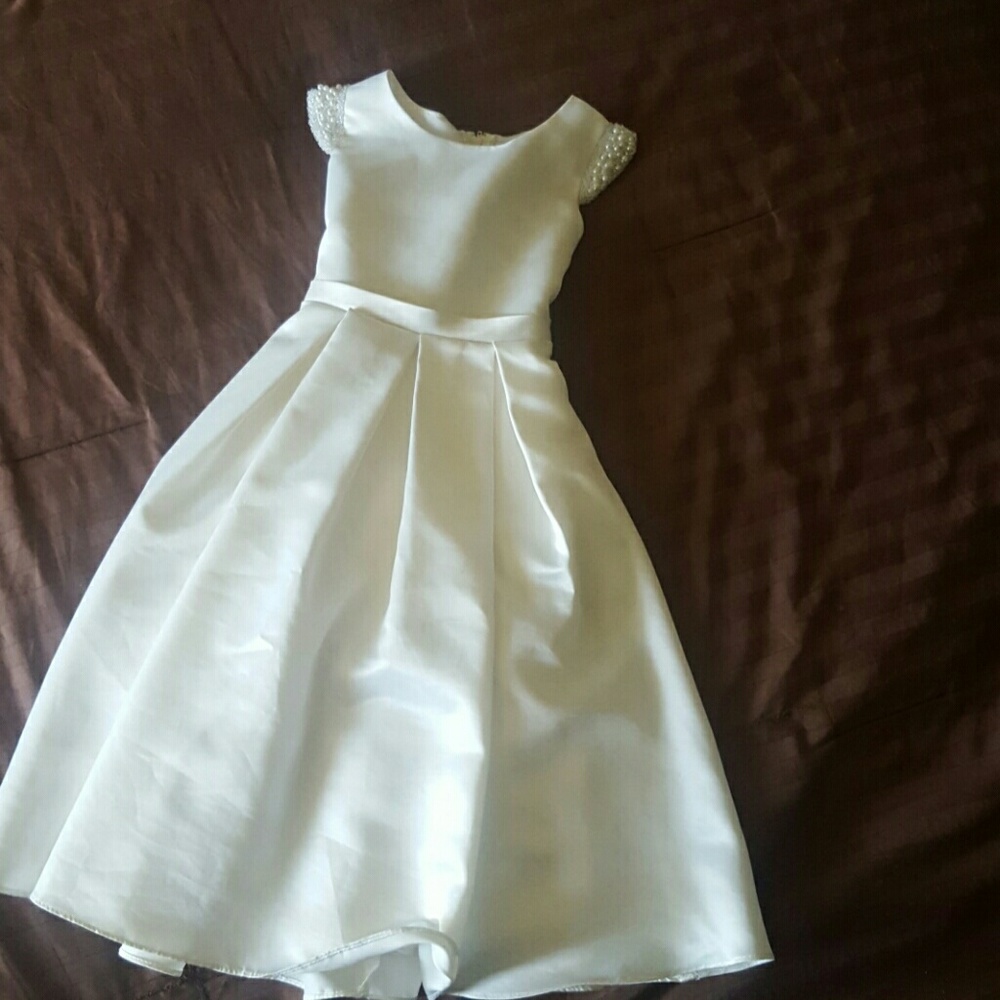 Girls dress
