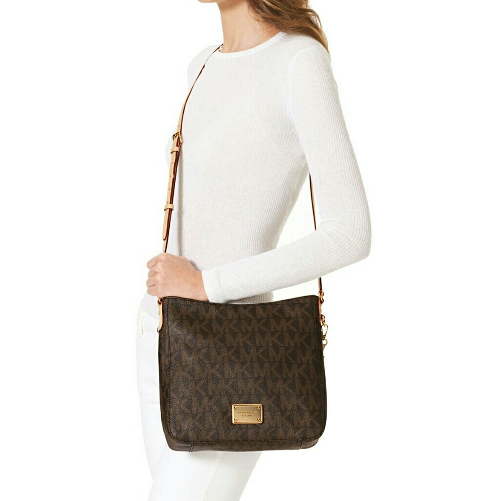 Michael Kors messenger bag