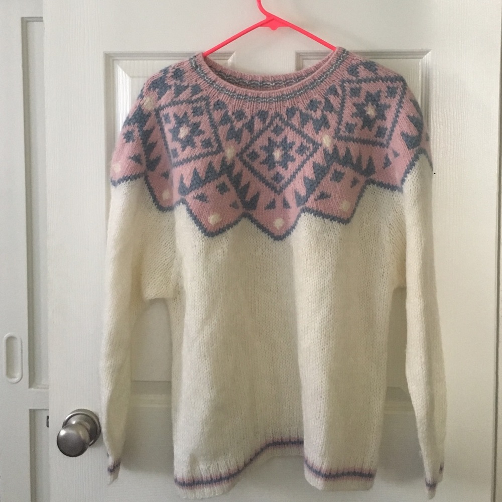 Vintage Nordic fair isle wool knit pastel sweater