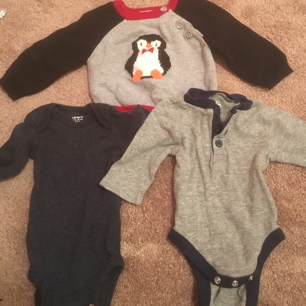 Boys 0-3 month penguin sweater and 2  onsies