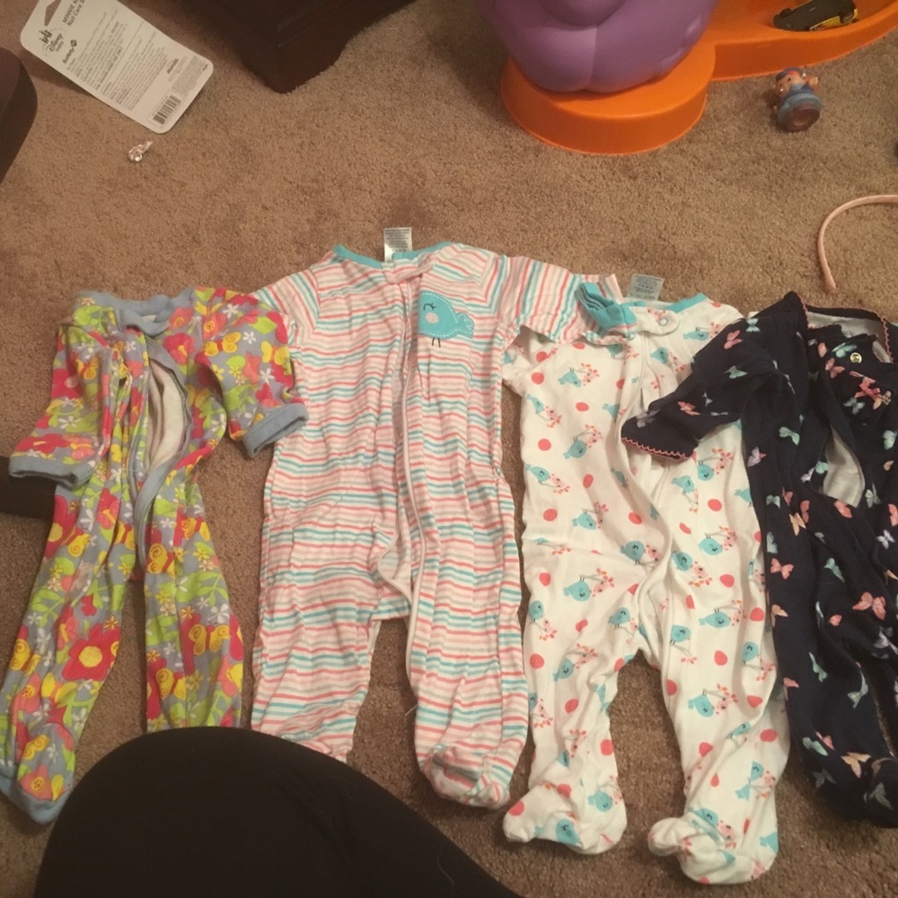 Lot of 4 sleepers 0-3mo