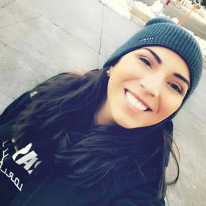 Meet your Posher, Leonor