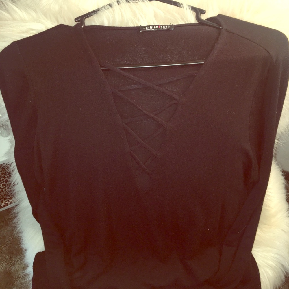Fashionova! Black Criss Cross, NO TRADES