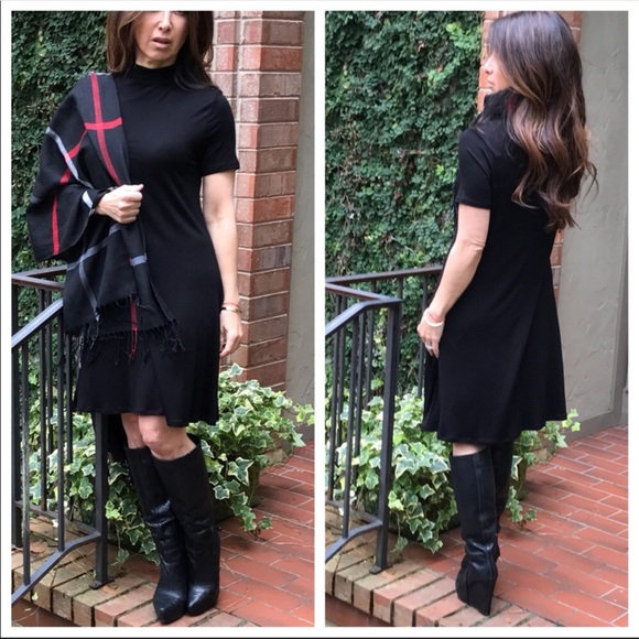 ✨LAST ONE ✨Black high neck cap sleeves swing dress - Picture 3 of 8